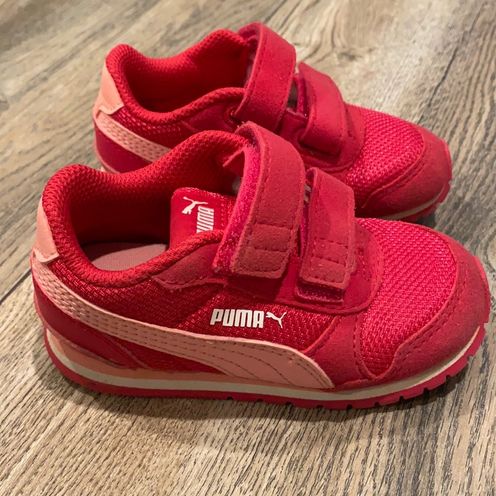Puma Sneakers